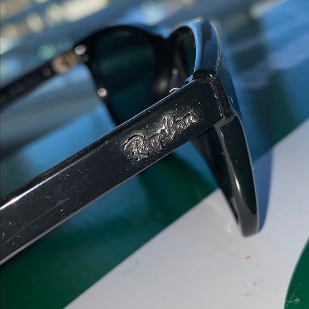 Ray-Ban’s - Picture 3 of 6